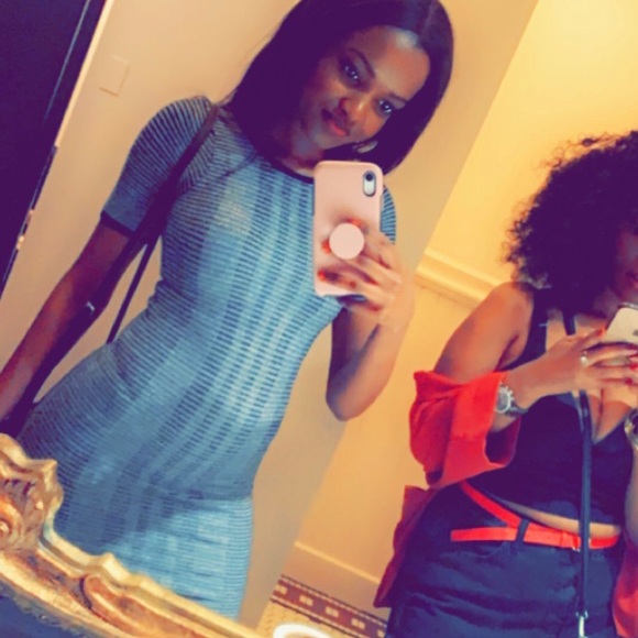 GUESS DRESS - Picture 6 of 6